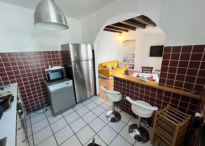 Lovely 1 Bdr In Paolo Sarpi Апартаменты *