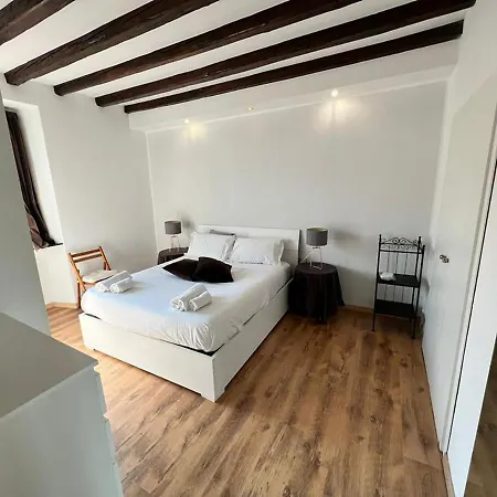 Lovely 1 Bdr In Paolo Sarpi ميلان